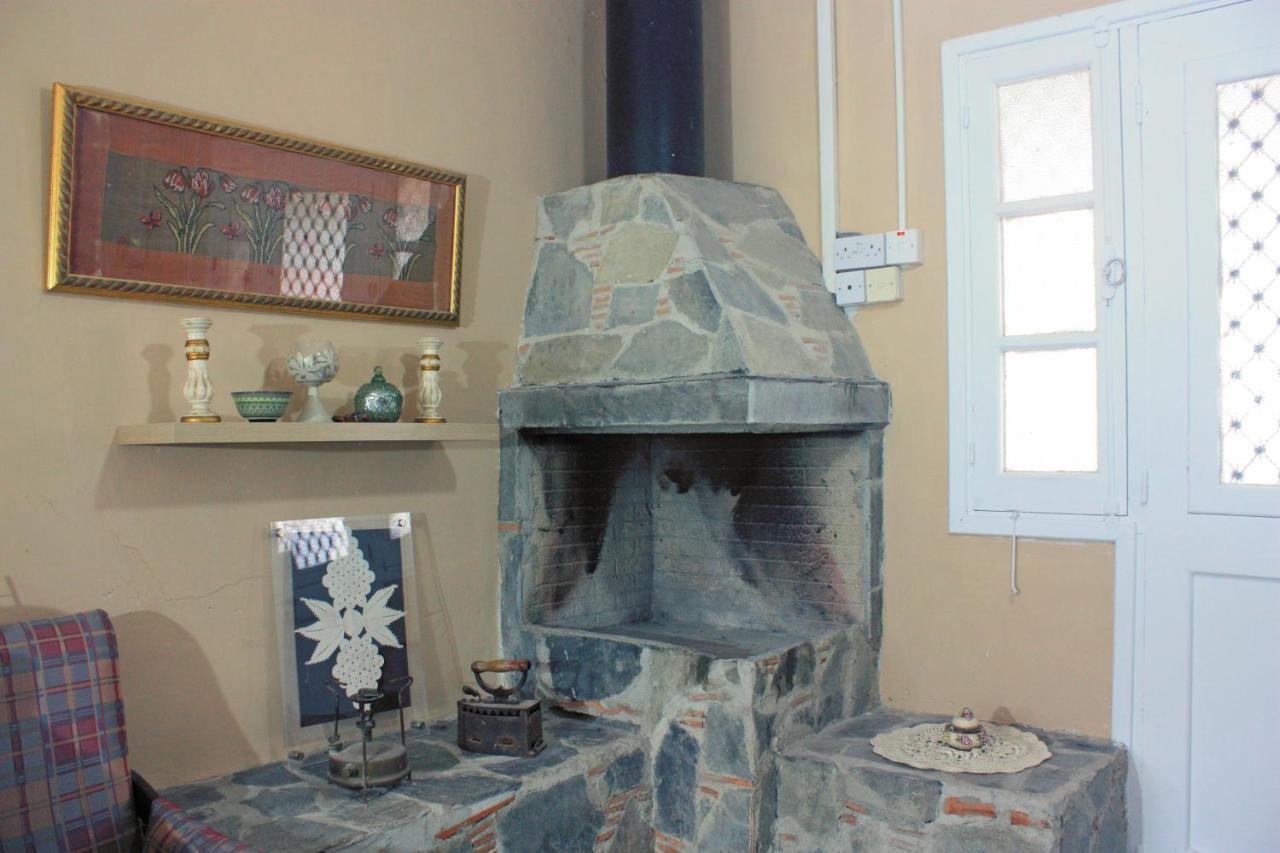 Laoni Guest House In Moutoullas, Marathasa Limassol Kültér fotó